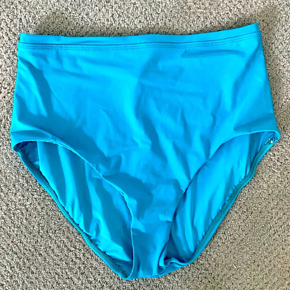 BRAND NEW, NEVER USED! AMORESSA - Women's swim bottoms!🌊🏖